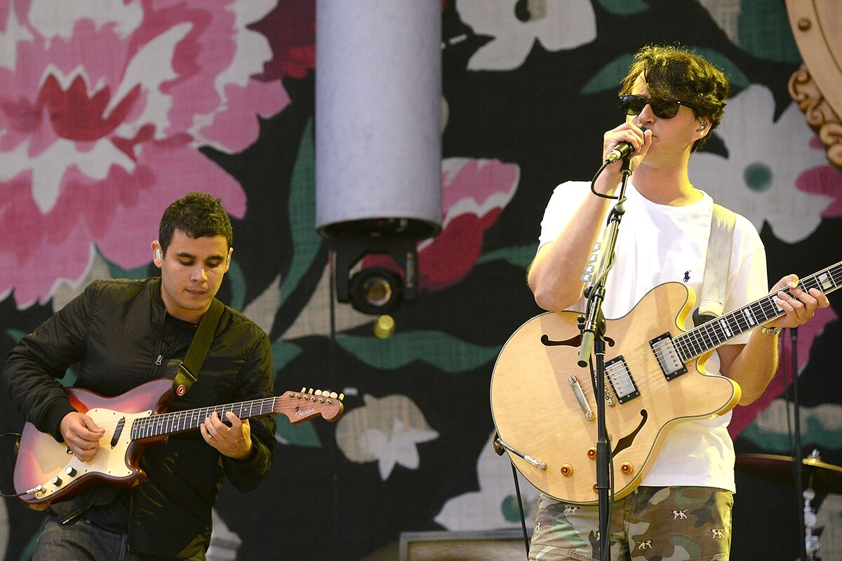 Album pertama tanpa Rostam Batmanglij